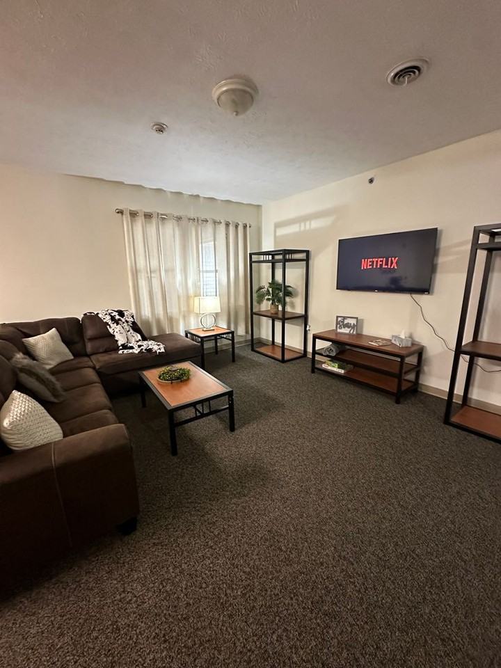 University Commons - Photo 3 of 14