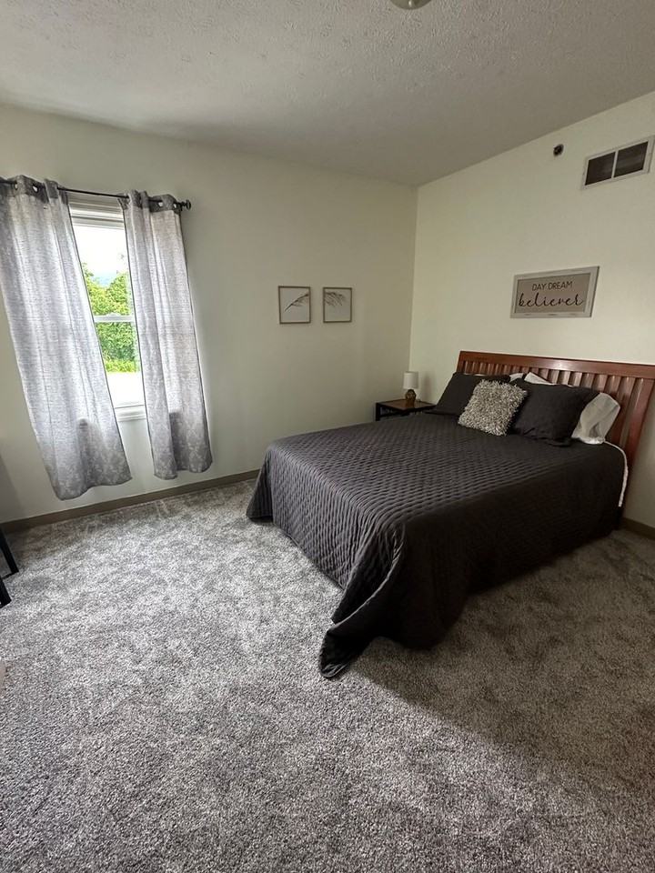 University Commons - Photo 6 of 14