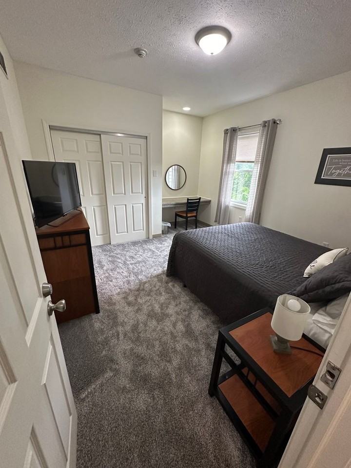 University Commons - Photo 7 of 14