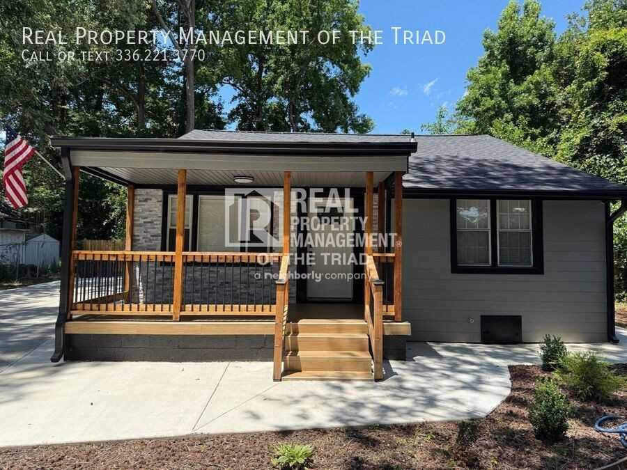 1715 Mcknight Mill Rd - Photo 3 of 18