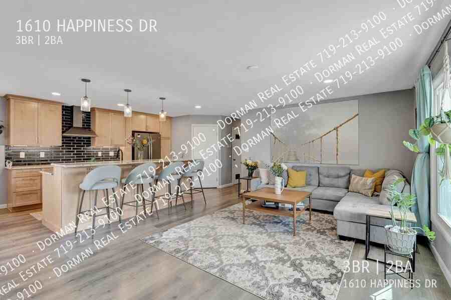 1610 Happiness Dr - Photo 2 of 9