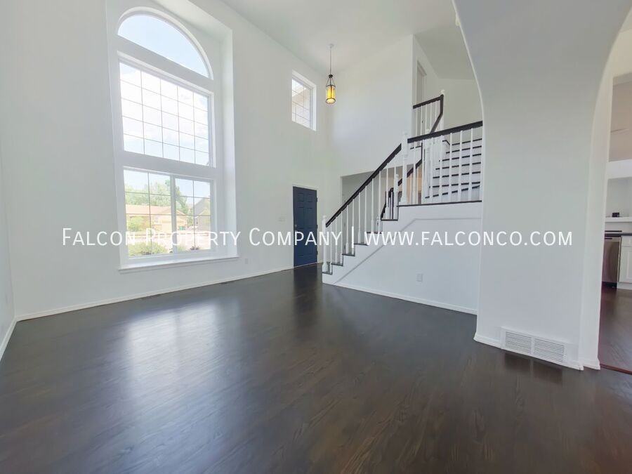 1111 Mount Estes Dr - Photo 2 of 28