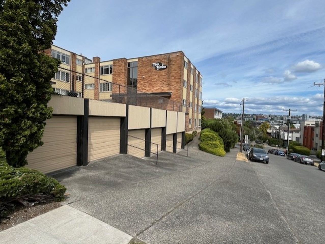 Twin Birches - Photo 7 of 10