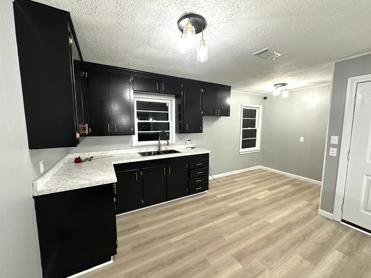 1427 48th Ave #NA - Photo 4 of 23