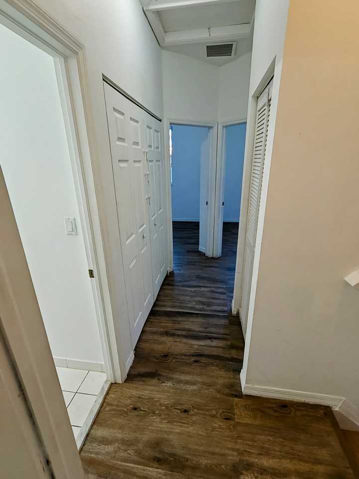 1035 Sw 144th Ave #1 - Photo 6 of 20