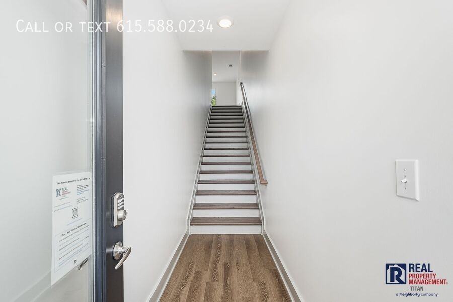 542 Southgate Avenue #206 - Photo 4 of 21