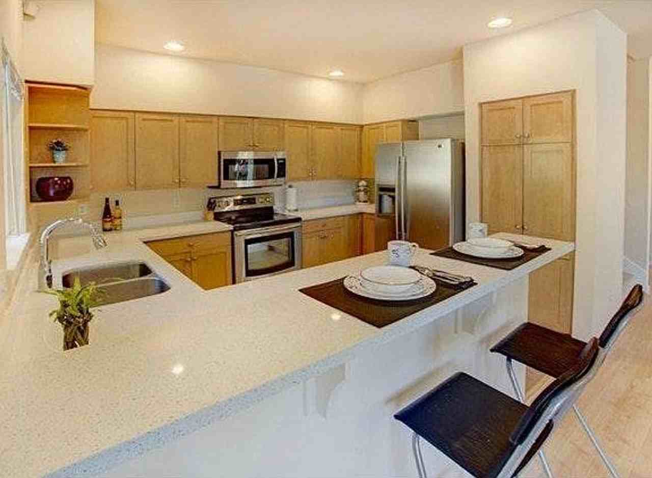 9045 161st Pl Ne - Photo 3 of 11