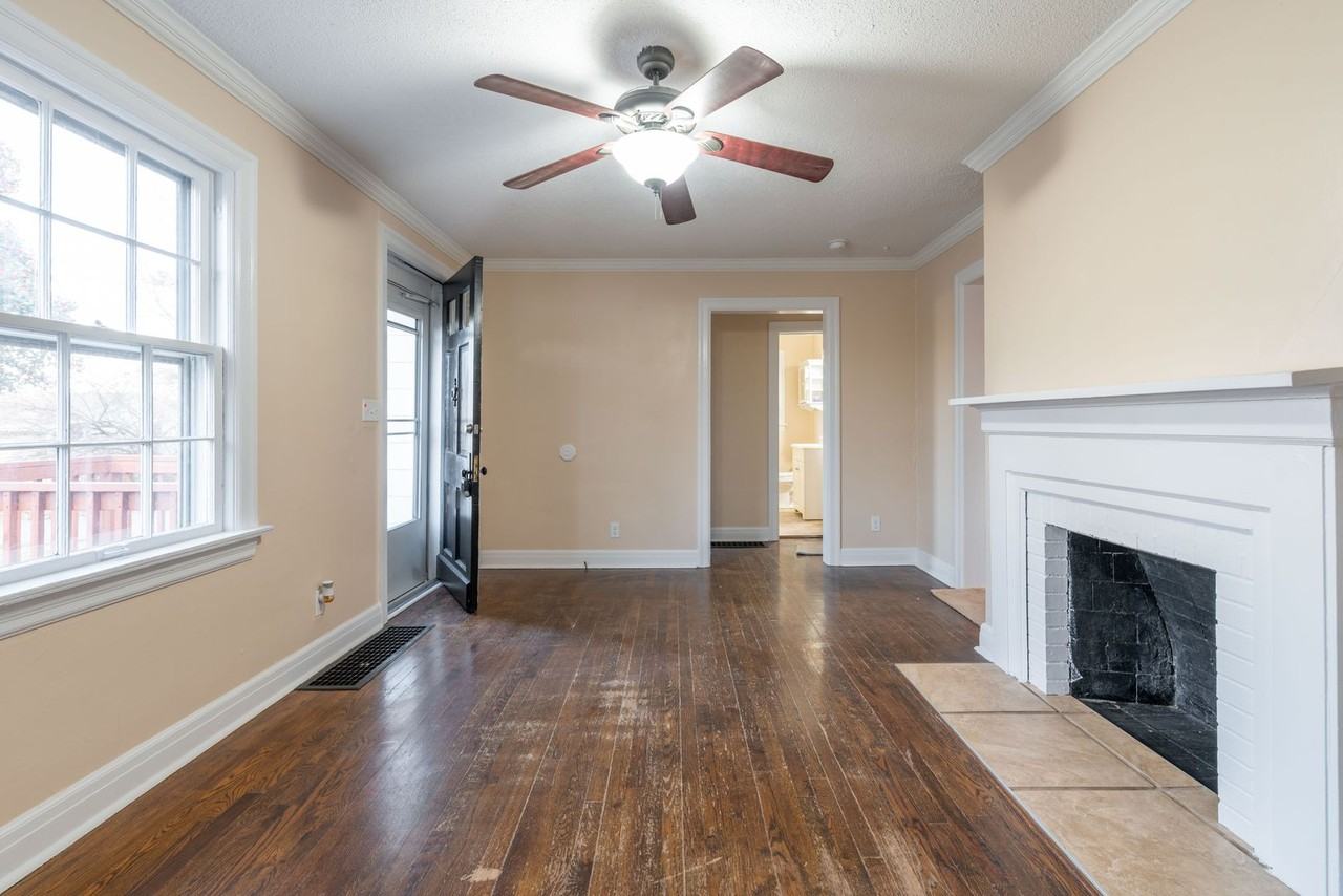 1714 E Mcdaniel St - Photo 2 of 17