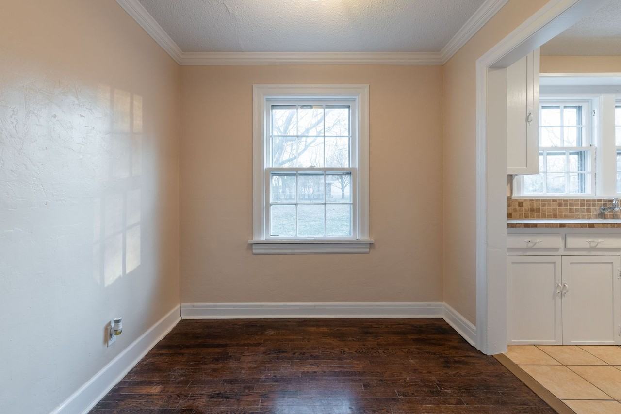 1714 E Mcdaniel St - Photo 5 of 17