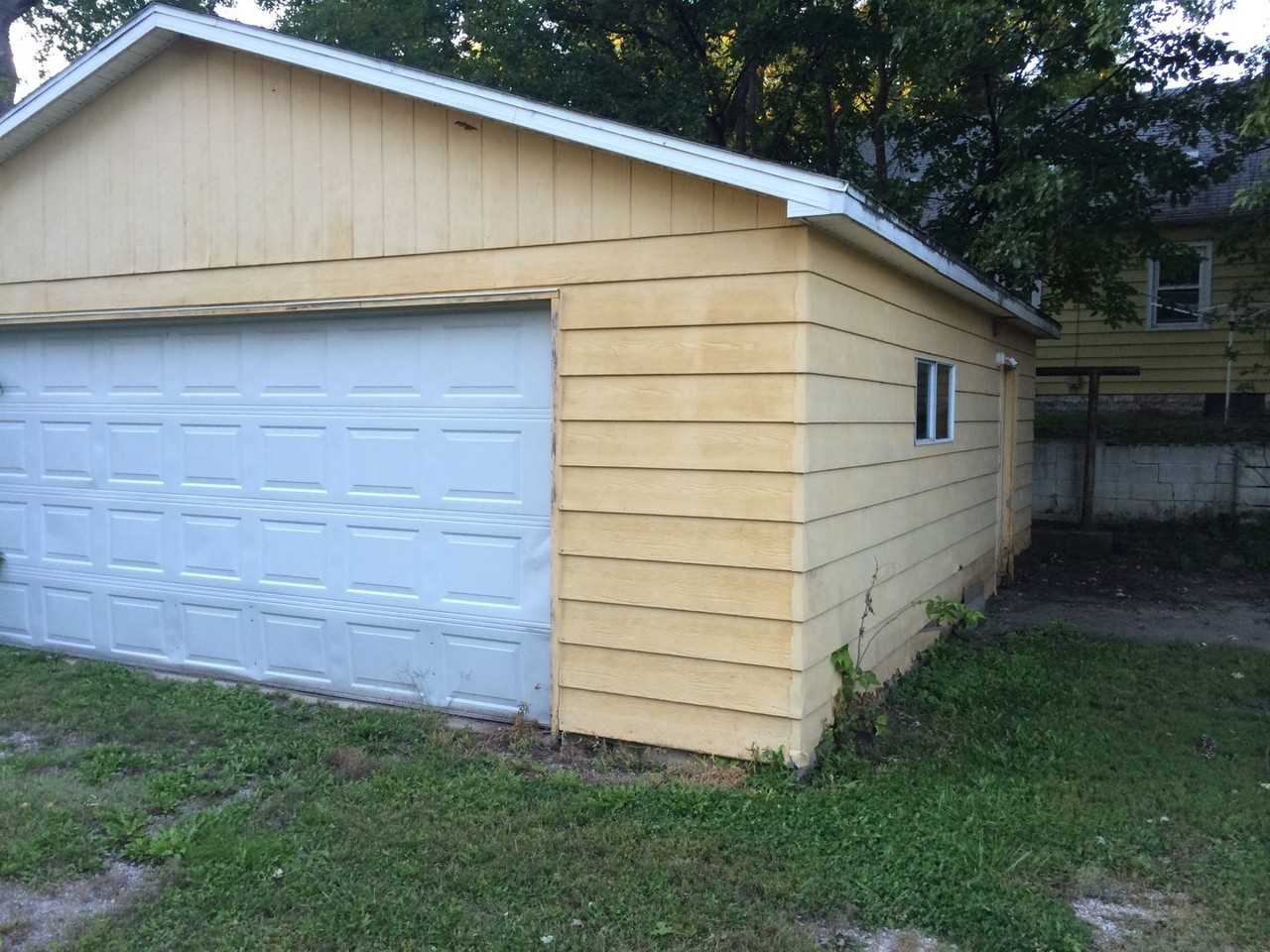 917 Kern St - Photo 7 of 10