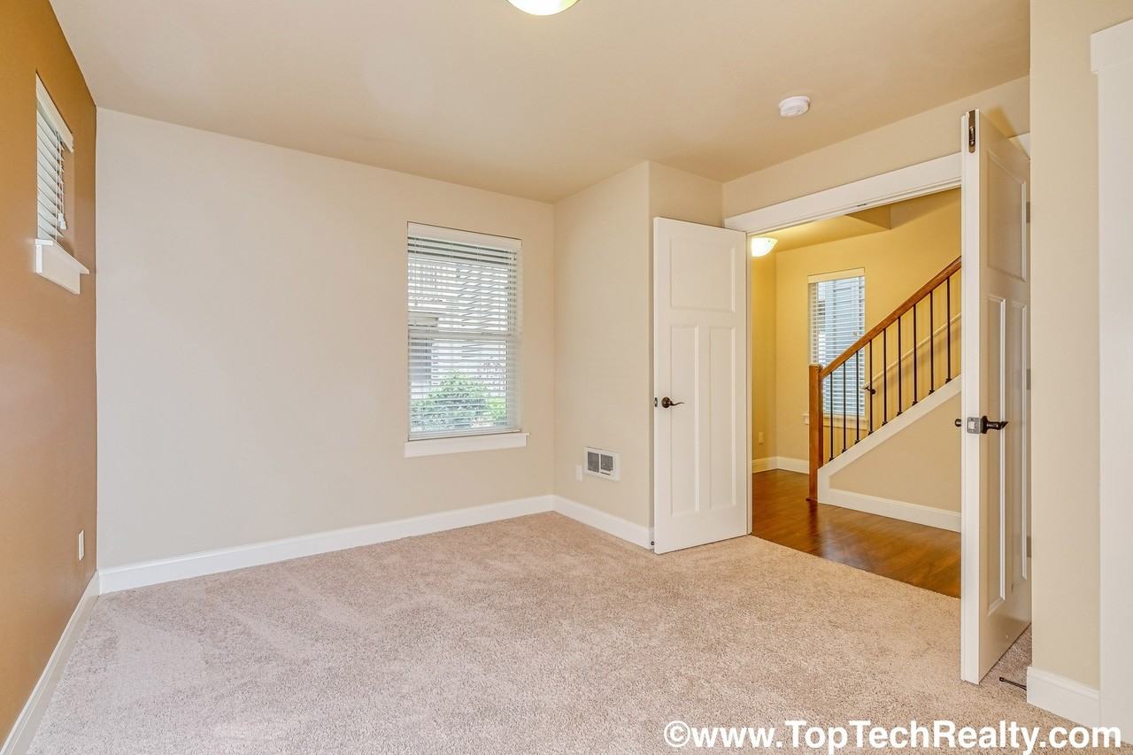 14350 Sw Burlwood Ln - Photo 3 of 30