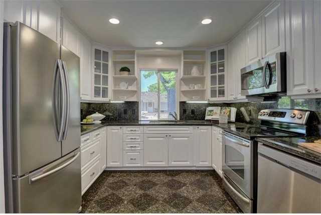 1068 Sonoma Ave - Photo 2 of 14