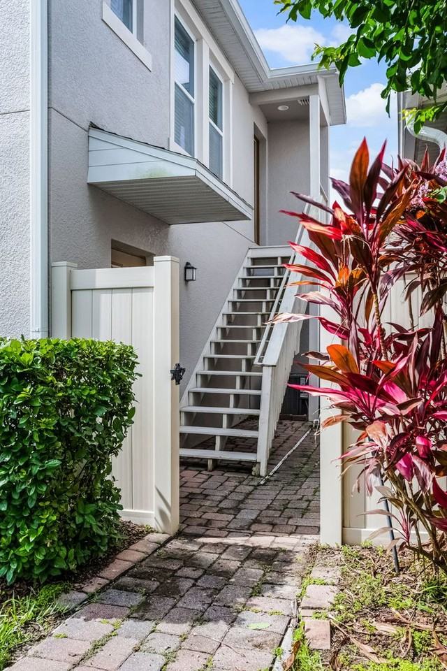8623 Via Trieste Dr - Photo 2 of 18
