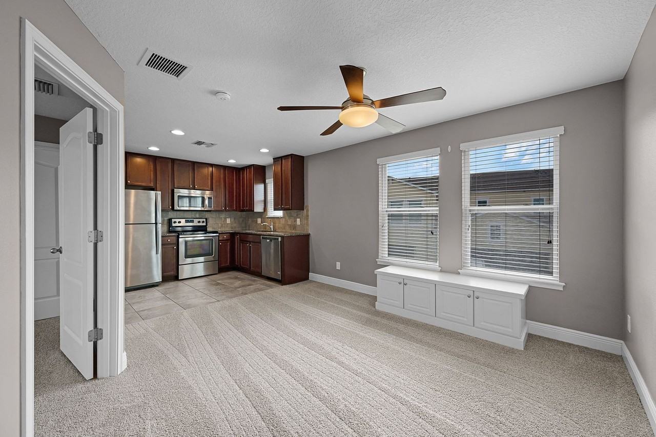 8623 Via Trieste Dr - Photo 7 of 18