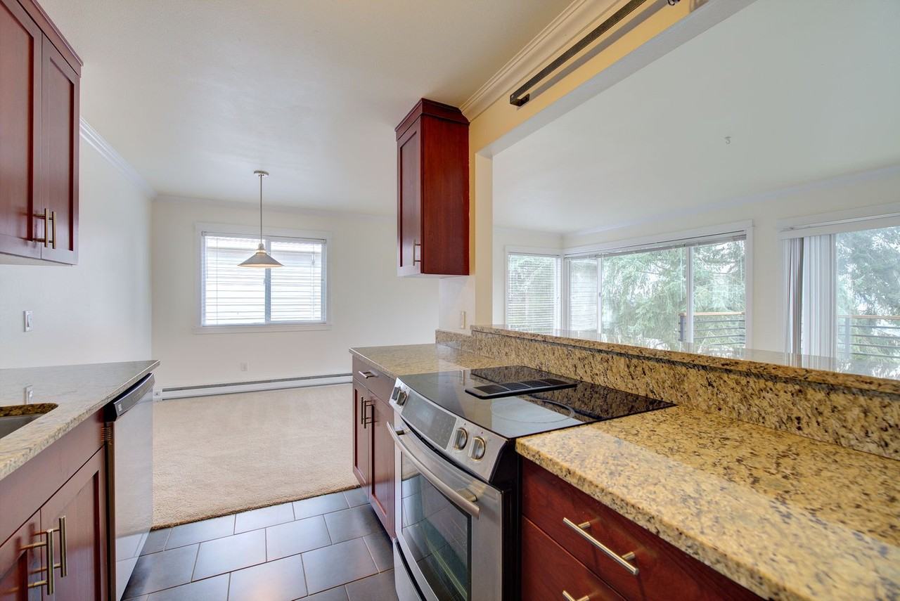 11525 Greenwood Ave N #401 - Photo 7 of 26