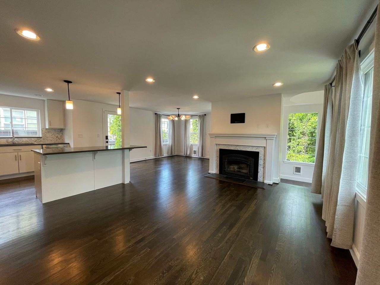 3255 W Viewmont Way W - Photo 3 of 27