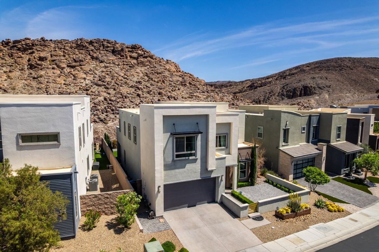 818 Horizon Canyon Dr