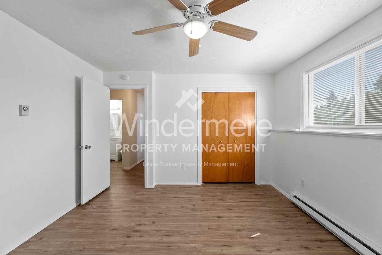 1017 S Robie Rd - Photo 4 of 24