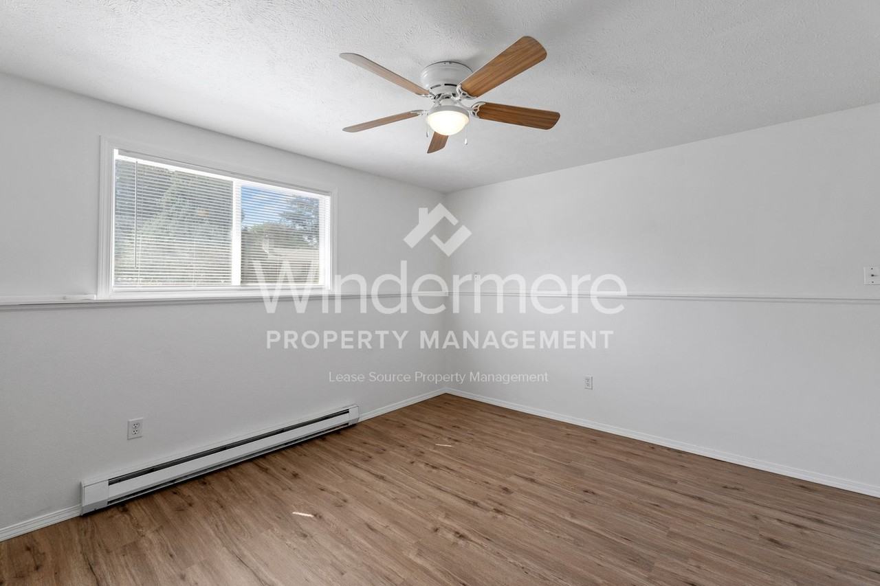 1017 S Robie Rd - Photo 6 of 24