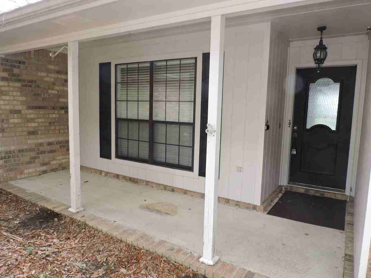 2780 Honeywood Dr - Photo 2 of 28