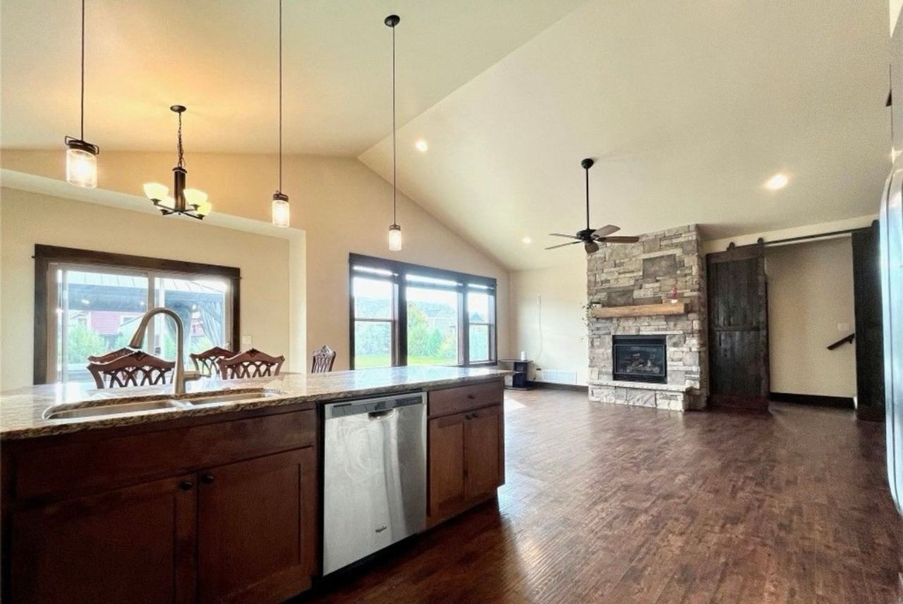 378 Ramshorn Peak Ln - Photo 3 of 28