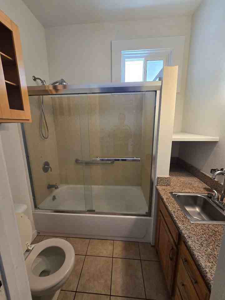 150 Washington Ave - Photo 3 of 4