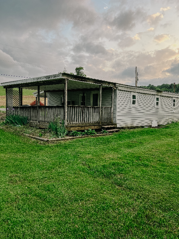 379 Fetzertown Rd - Photo 2 of 11