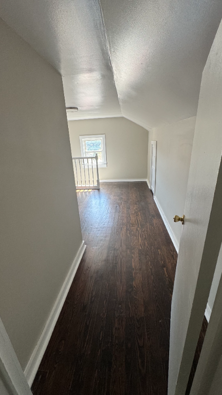 101 Honeysuckle Ln - Photo 3 of 9