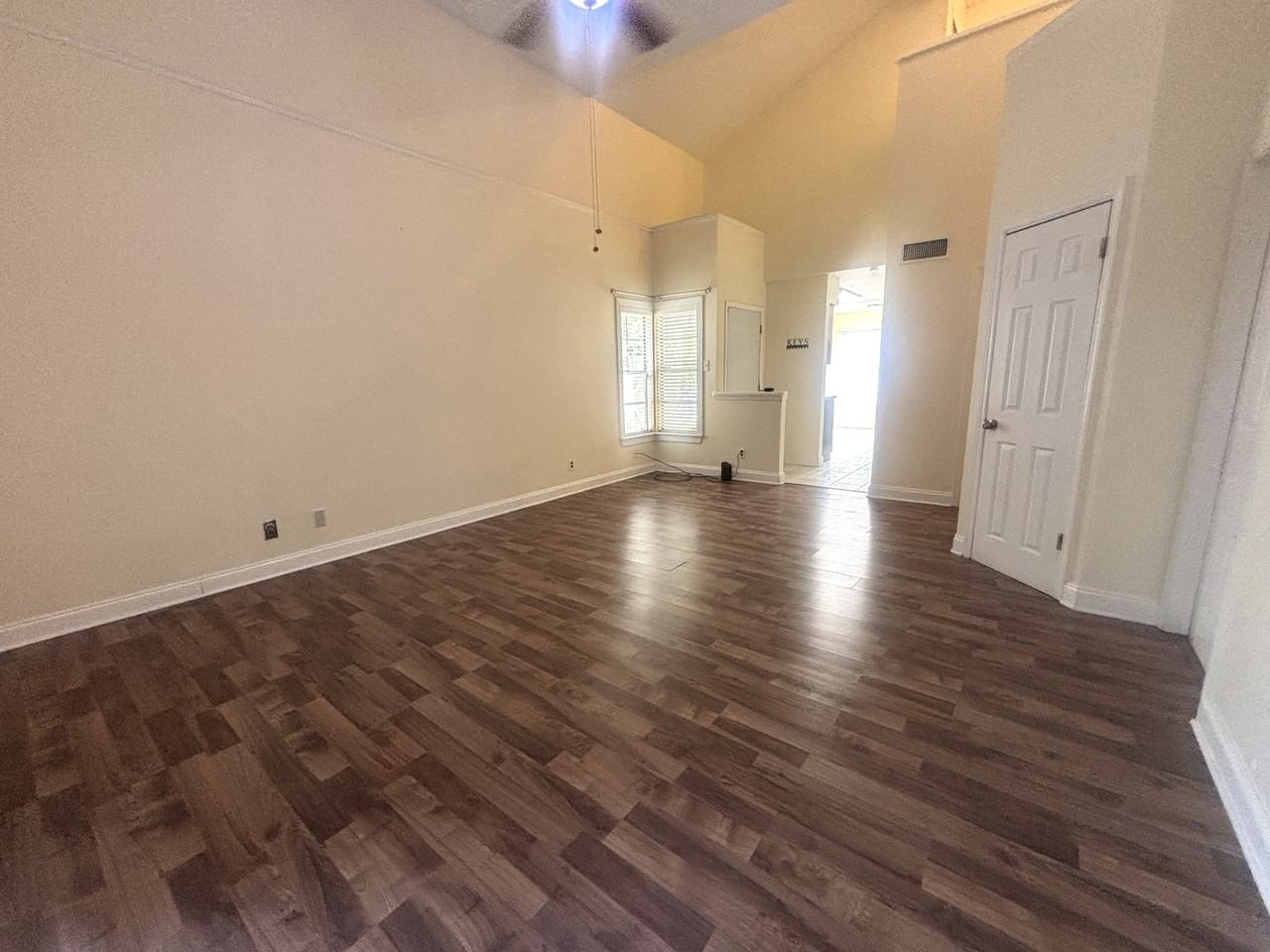 7212 Alston Court - Photo 3 of 14