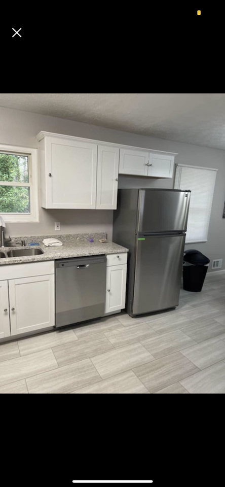 2866 Hedgewood Drive Northwest - Photo 7 of 13