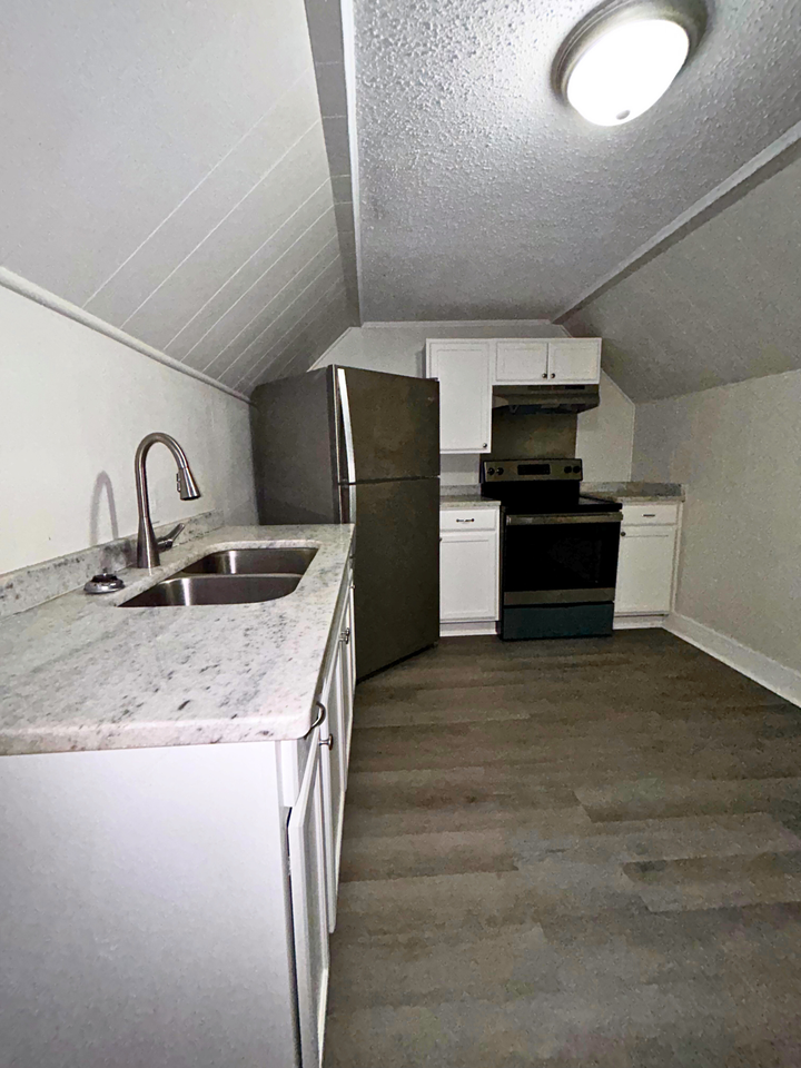 1968 Clinton Avenue - Photo 2 of 9