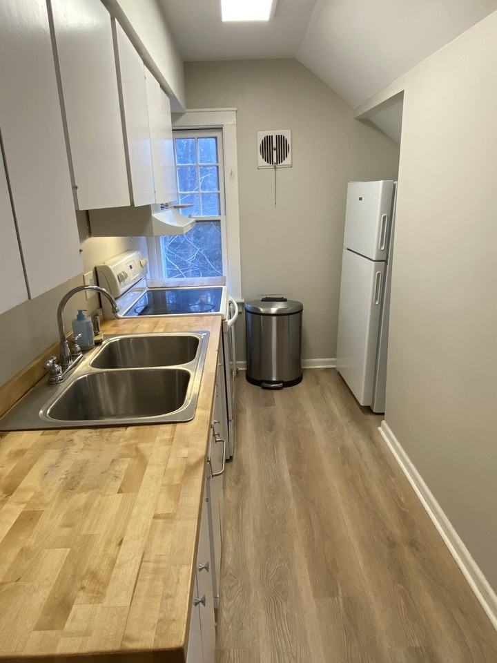 114 Overlook Road - Photo 3 of 9