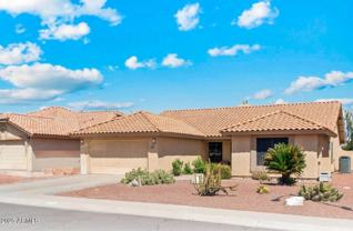 9814 W Menadota Dr - Photo 1 of 1