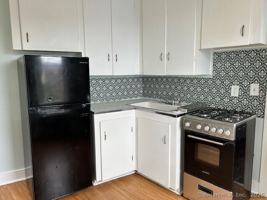 featured image of 40 Pearl St #8