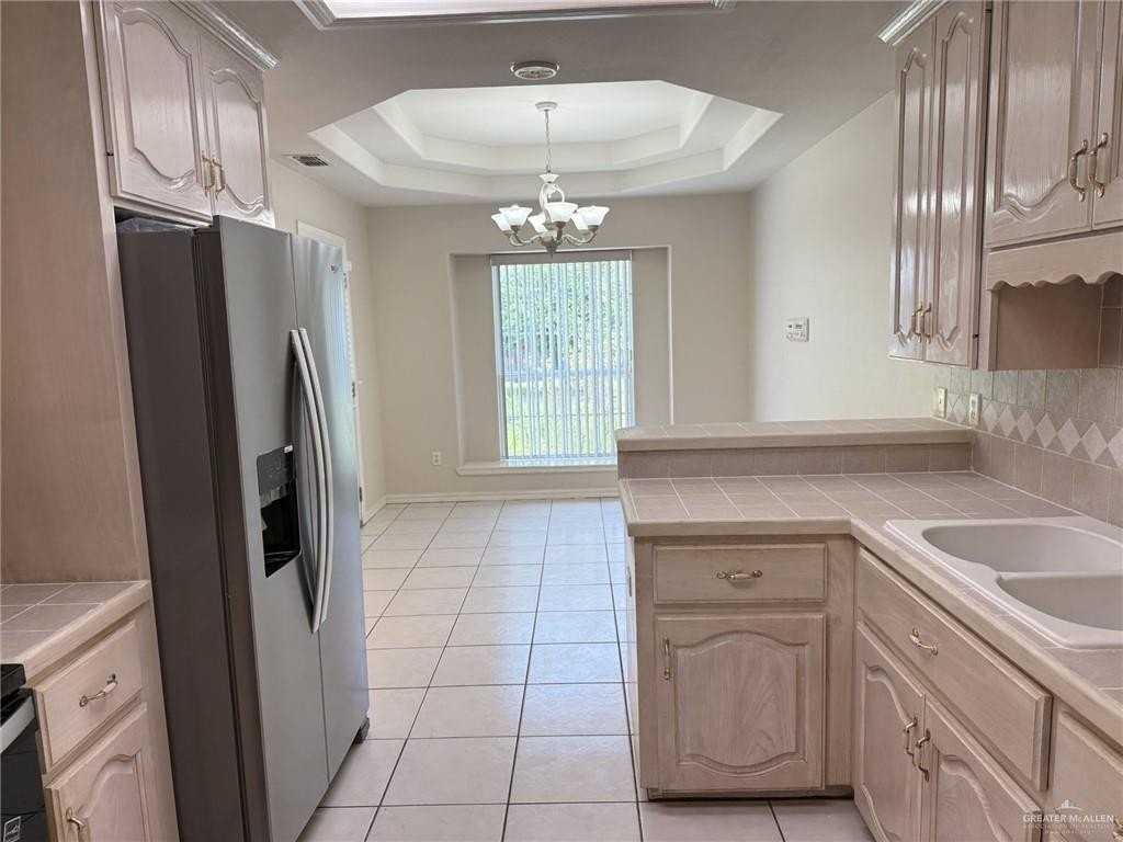 3707 San Gerardo - Photo 4 of 18