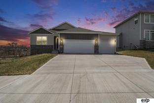 4517 Lawnwood Dr - Photo 1 of 1