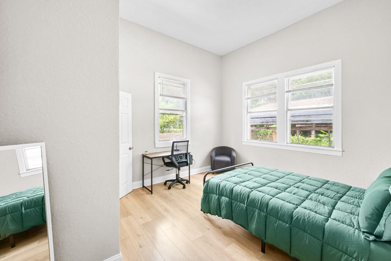 Matthew St - Photo 3 of 8