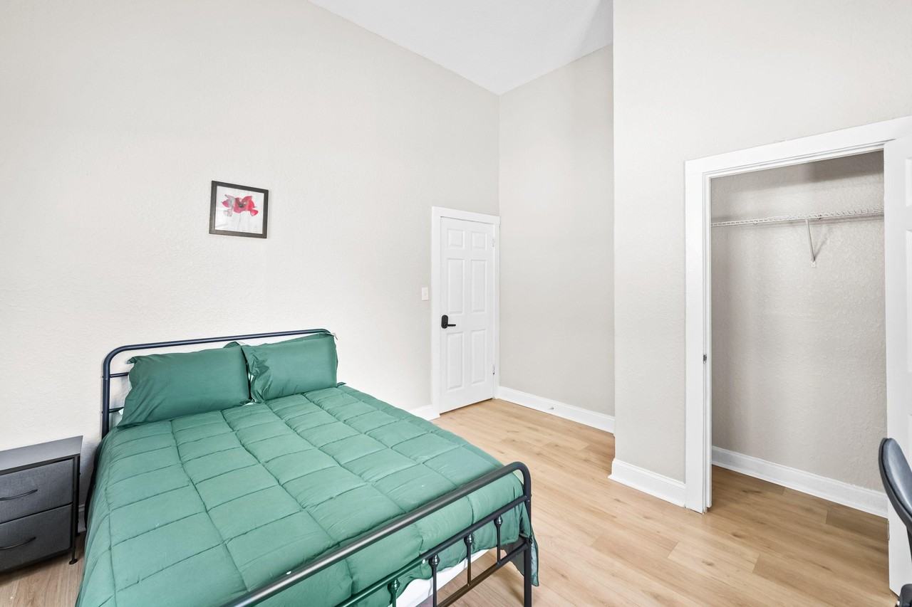 Matthew St - Photo 5 of 8