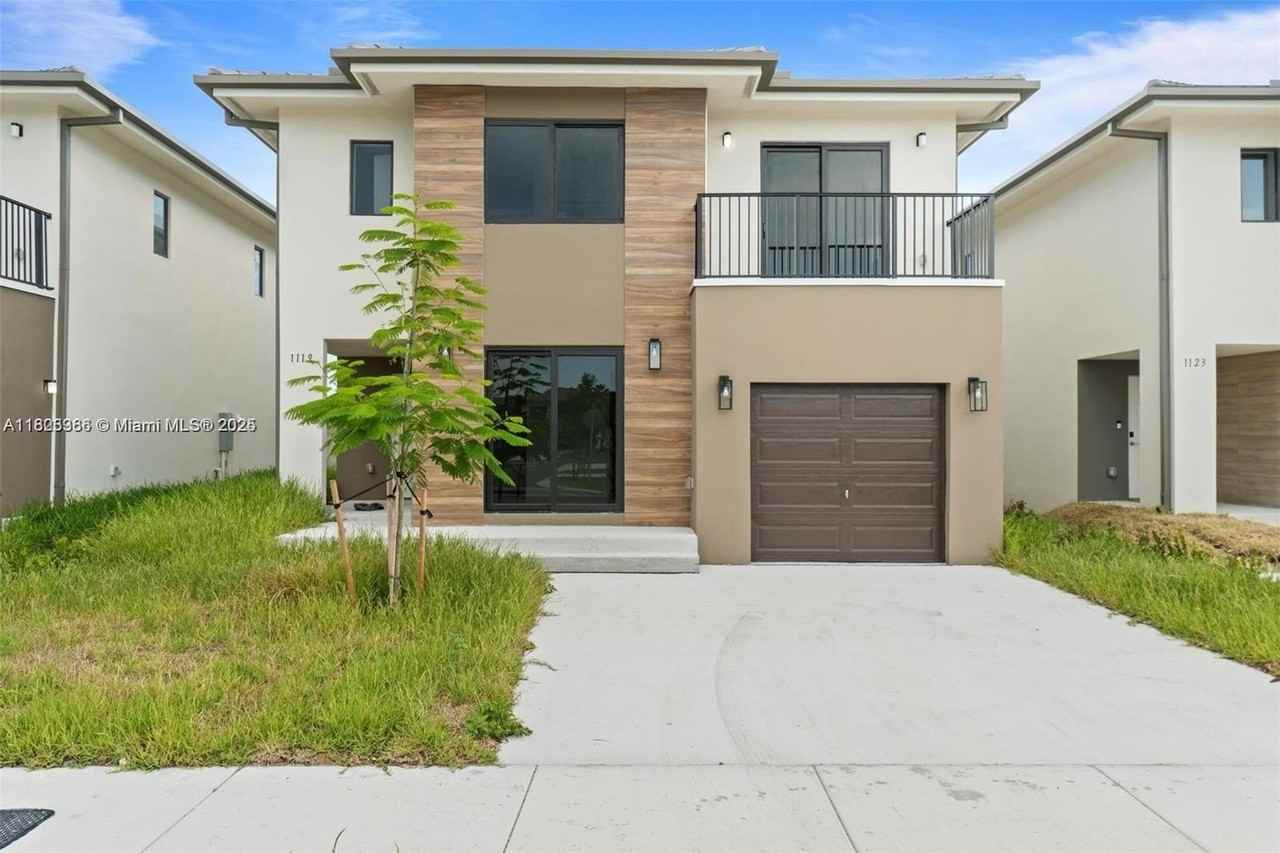 1119 NW 1st St - Photo 2 of 40