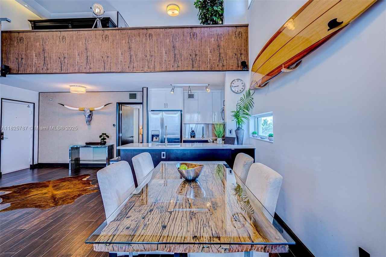 1701 Sunset Harbour Dr #L507 - Photo 3 of 28