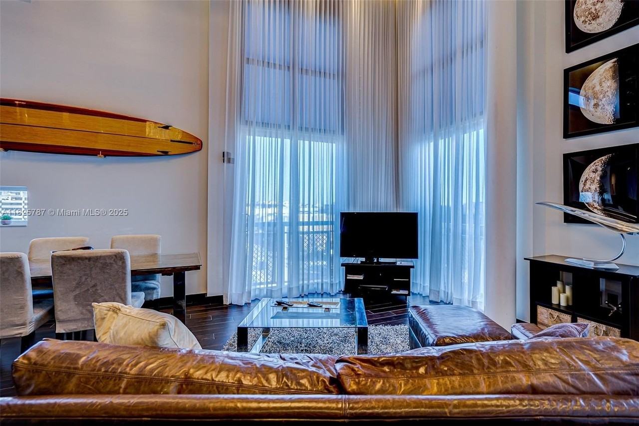 1701 Sunset Harbour Dr #L507 - Photo 6 of 28