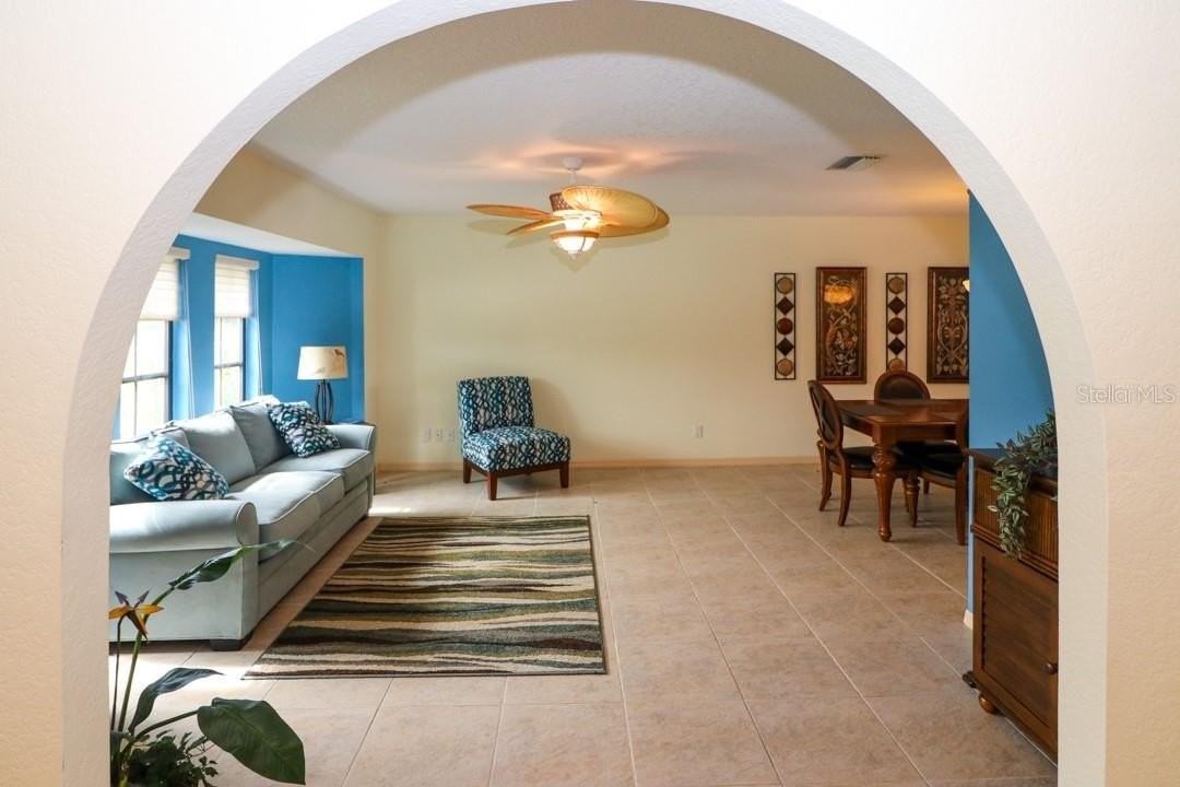 5087 Silver Bell Dr - Photo 7 of 37