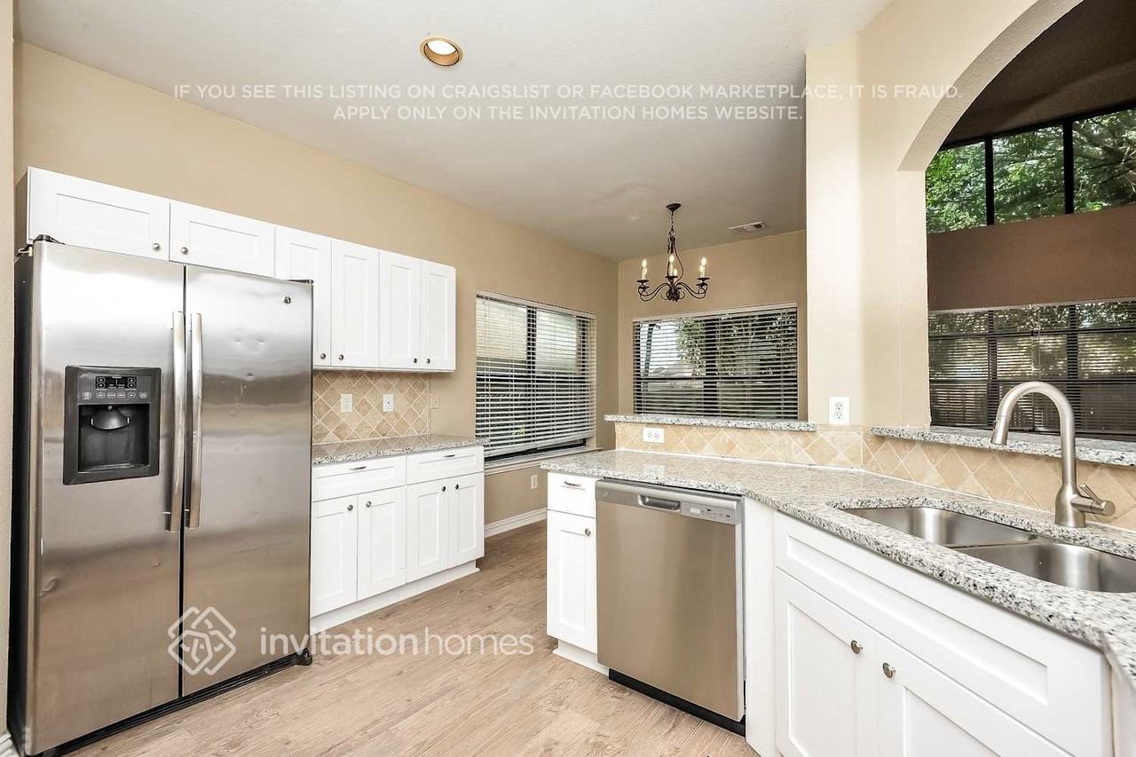 2942 Greenway Dr - Photo 7 of 18