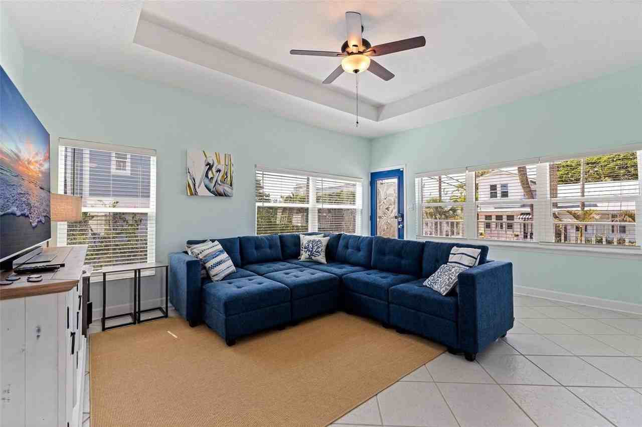 106 7th Ave - Photo 3 of 46