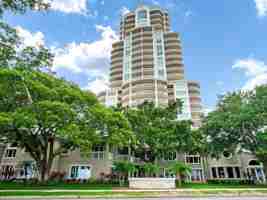 featured image of 3507 Bayshore Blvd #302