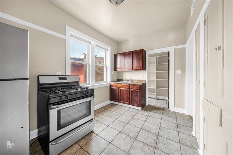 7751 S Saginaw Ave #1 - Photo 7 of 14