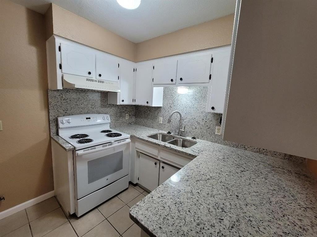 66 Lori Dr #B - Photo 5 of 10