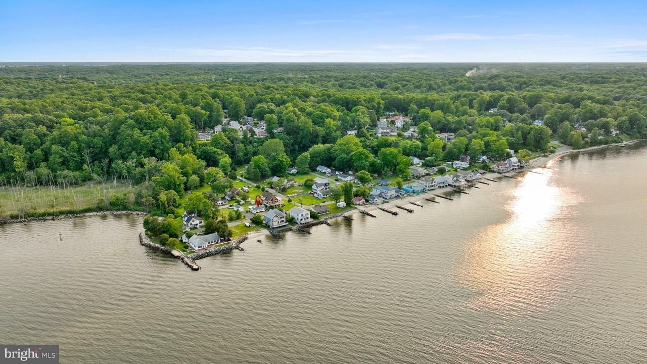 6591 Long Beach Dr - Photo 2 of 49