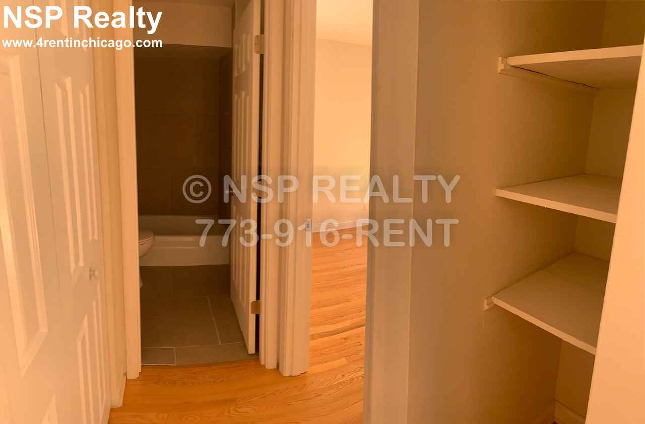 3710 N Pine Grove Ave #514 - Photo 6 of 9