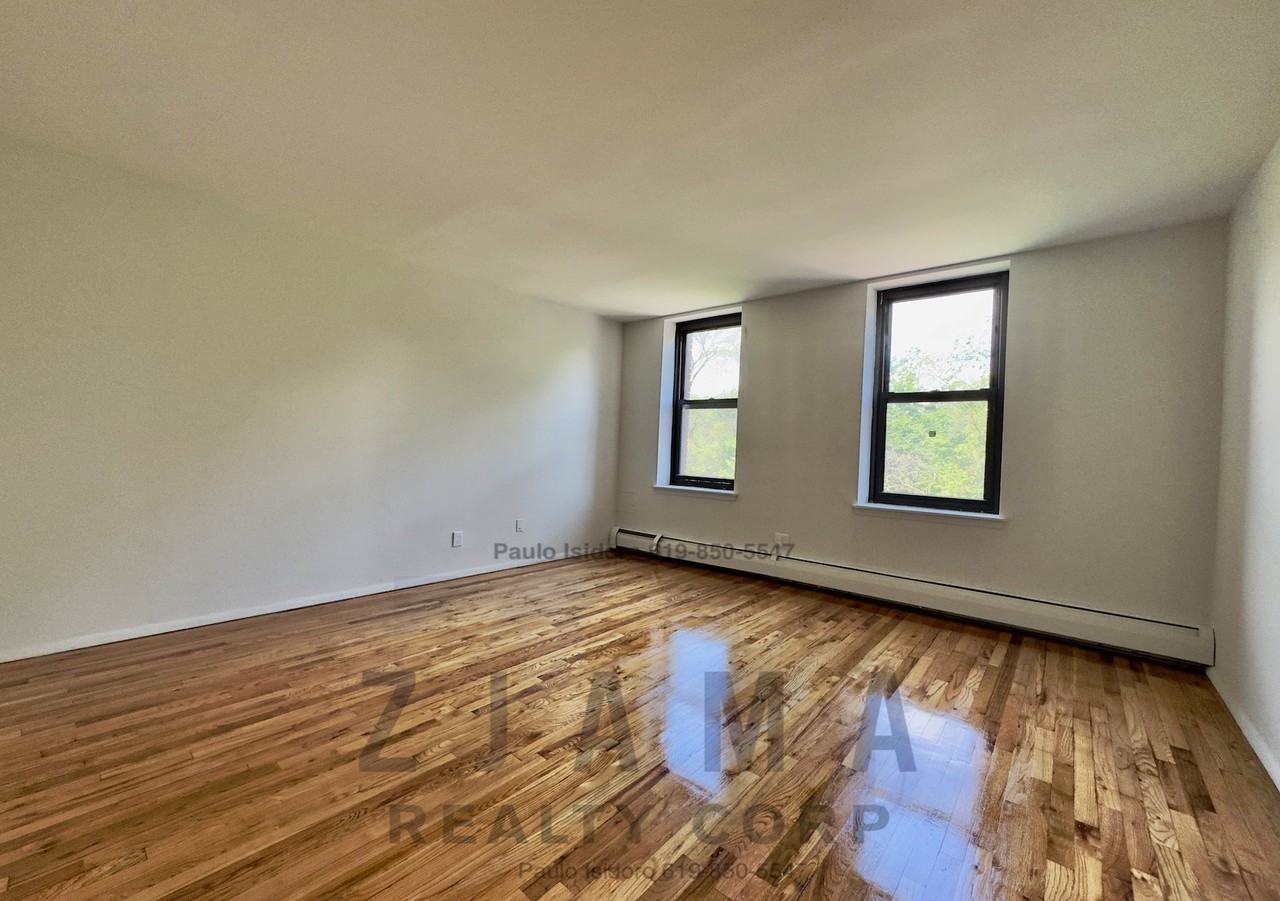 Parkside Ave #4H - Photo 3 of 11